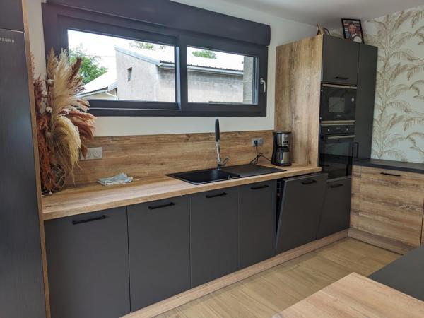 Maison 4 pièces 116m² + hangar