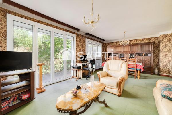 Maison au calme avec jardin. Fort potentiel !