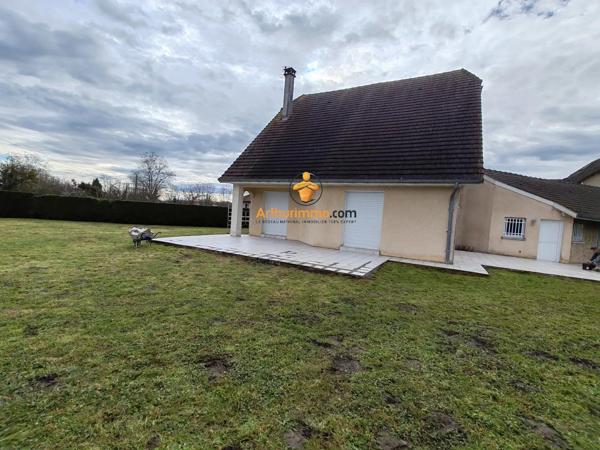 Location                                                      Maison
                        
                     5 pièces                      141 m2                     à Buros