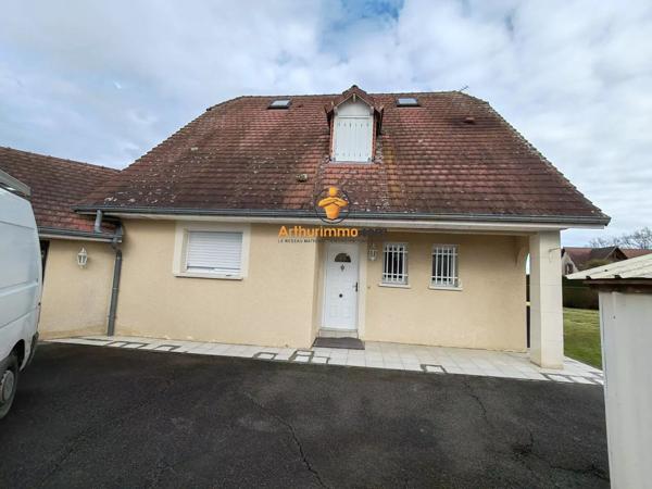 Location                                                      Maison
                        
                     5 pièces                      141 m2                     à Buros