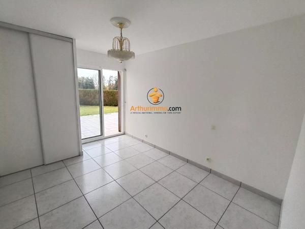 Location                                                      Maison
                        
                     5 pièces                      141 m2                     à Buros