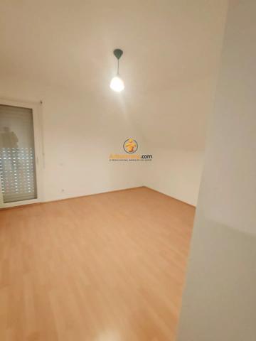 Location                                                      Maison
                        
                     5 pièces                      141 m2                     à Buros