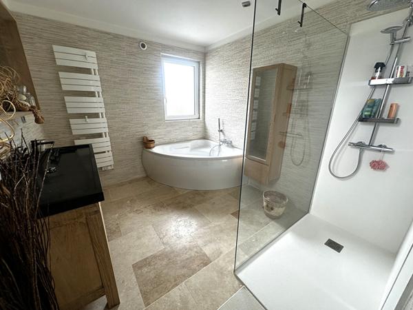 Superbe maison récente de 8 pièces à vendre à Locmaria-Plouzané - Prestations de prestige