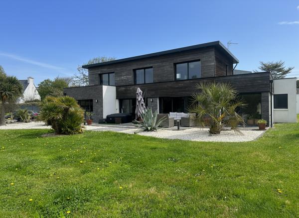 Superbe maison récente de 8 pièces à vendre à Locmaria-Plouzané - Prestations de prestige