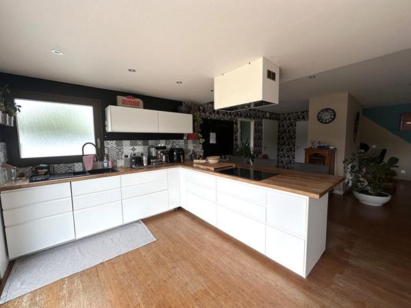 Superbe maison récente de 8 pièces à vendre à Locmaria-Plouzané - Prestations de prestige