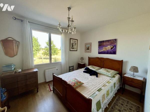 Maison T5 de 122m² avec piscine, proche centre de SOULLANS 
