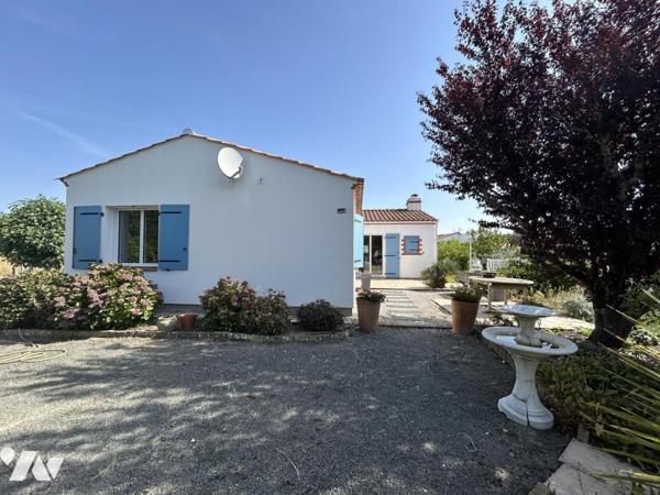 Maison T5 de 122m² avec piscine, proche centre de SOULLANS 