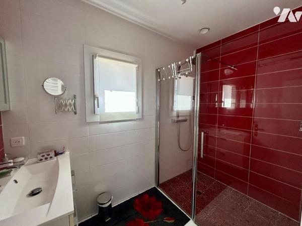Maison T5 de 122m² avec piscine, proche centre de SOULLANS 