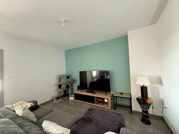 Appartement à louer 4 pièces 85.12m² Montbéliard (25200)