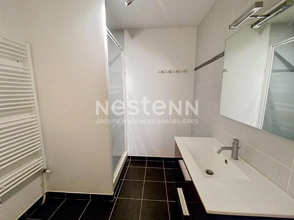 Appartement Concarneau T3  64.03 m2  avec parking privatif et balcon proche plages et voie verte .