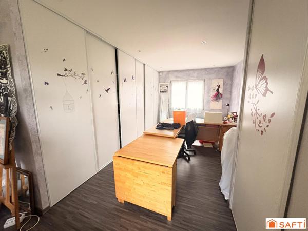 Une belle  maison prête pour une nouvelle histoire