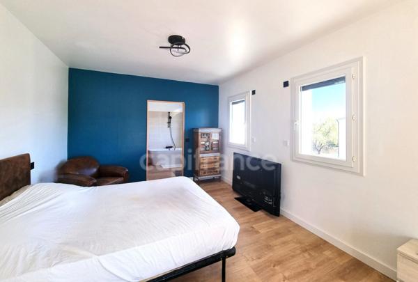 Villa de prestige avec jardin paysagé - Garage, Piscine