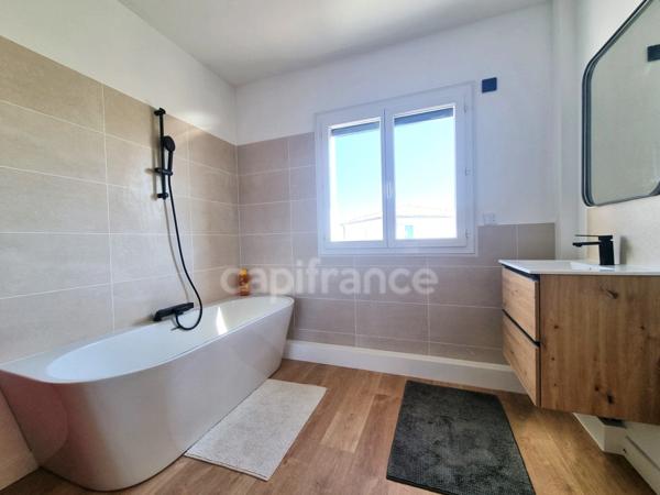 Villa de prestige avec jardin paysagé - Garage, Piscine