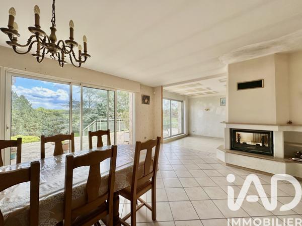 Maison à vendre 6 pièces 182 m² Feugarolles