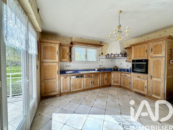 Maison à vendre 6 pièces 182 m² Feugarolles