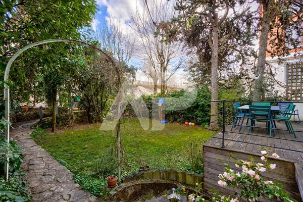 SEVRES RIVE DROITE - MAISON DE CHARME 965 000 € **  - Référence  701-S