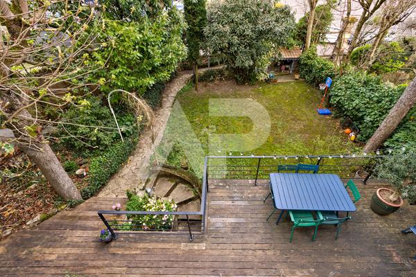 SEVRES RIVE DROITE - MAISON DE CHARME 965 000 € **  - Référence  701-S