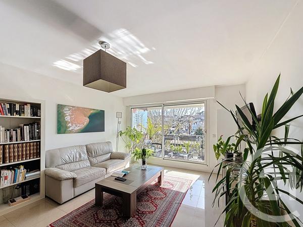 Appartement T3 à vendre  3 pièces - 67,75 m2 ARCACHON - 33