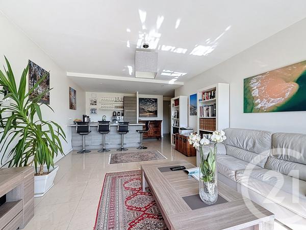 Appartement T3 à vendre  3 pièces - 67,75 m2 ARCACHON - 33