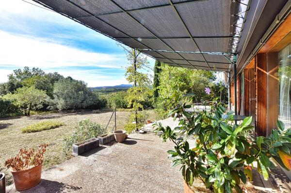 Loft d’artiste de 270 m² sur plus de 2 800 m² de terrain à l'ouest de Montpellier