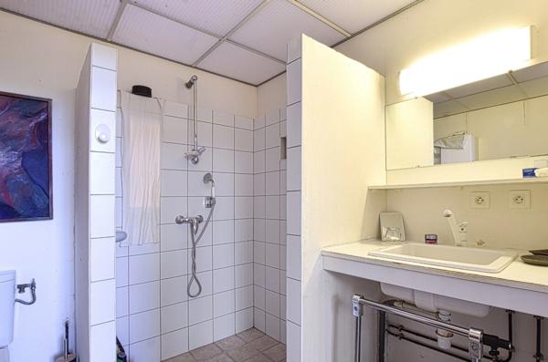 Loft d’artiste de 270 m² sur plus de 2 800 m² de terrain à l'ouest de Montpellier