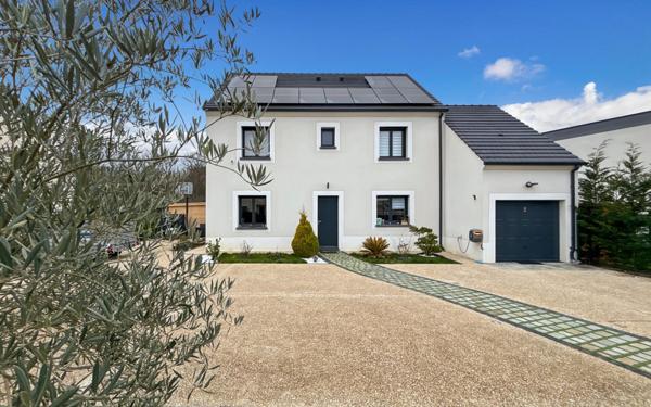 Maison à vendre    5 pièces • 143 m2 Gazeran