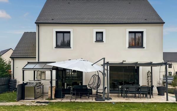 Maison à vendre    5 pièces • 143 m2 Gazeran