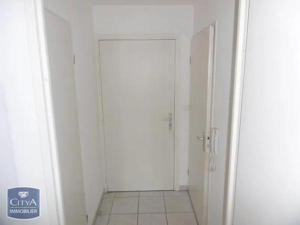 Appartement à louer 1 pièce 31.4m²