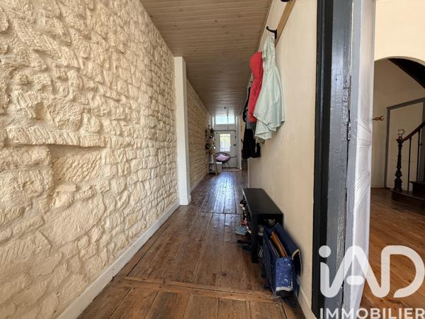 Maison à vendre 8 pièces 164 m² Jonzac