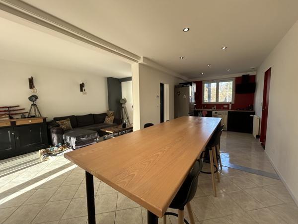 Maison 3 chambres à Cognac avec garage et jardin !! Cognac (16100)
