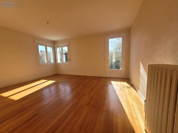 Maison à vendre à Sablé-sur-Sarthe dans la Sarthe (72300), ref : 72068-2079