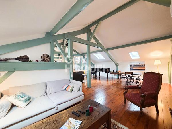 RARE : Au coeur de la ville de Dax (40100 ) : Loft d'exception d'environ 218 m²