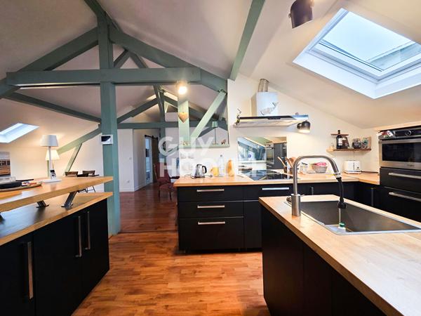 RARE : Au coeur de la ville de Dax (40100 ) : Loft d'exception d'environ 218 m²