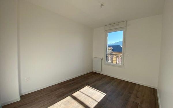 Appartement à louer    3 pièces • 67,76 m2 Rouen