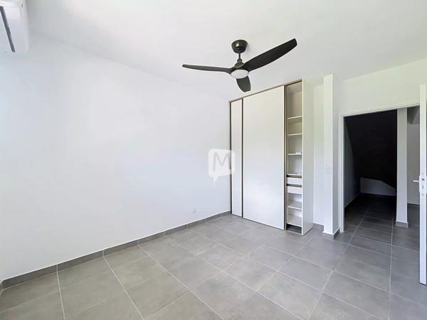 DPT GUYANE, à louer MACOURIA appartement T3 duplex de 65 m²