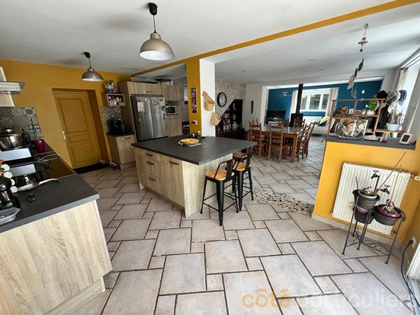 Vente
                Maison162,69 m² - 6 Pièces -
                    THEIX NOYALO (56450)
