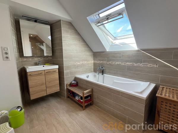 Vente
                Maison162,69 m² - 6 Pièces -
                    THEIX NOYALO (56450)