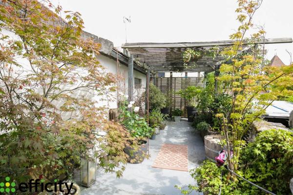 Appartement
         5 pièces
        - 81 m² 199 500 € *
