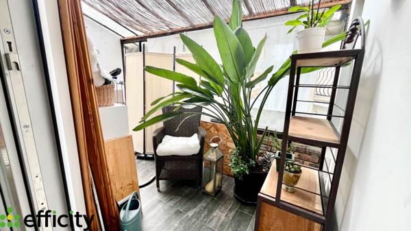 Appartement
         5 pièces
        - 81 m² 199 500 € *