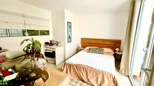 Appartement
         5 pièces
        - 81 m² 199 500 € *