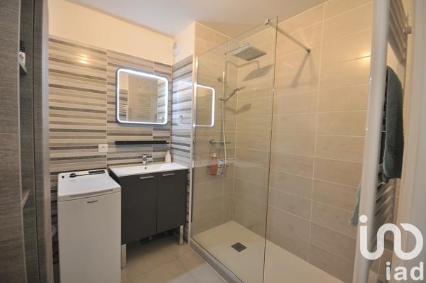 Appartement à vendre 3 pièces 59 m² Aigues-Mortes