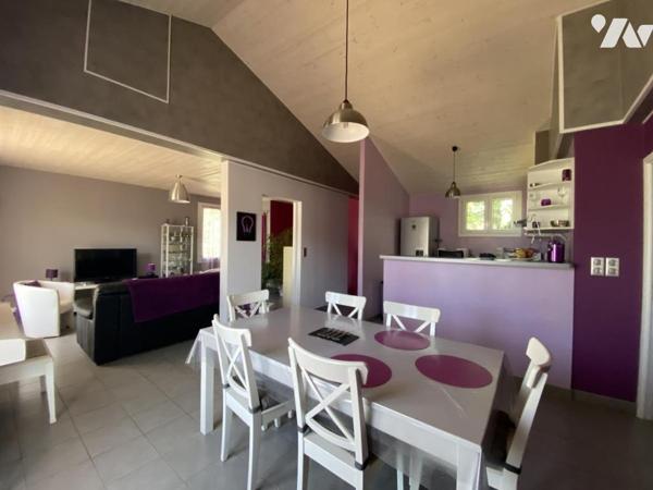  UZES - PROCHE DU CENTE VILLE - MAISON avec terrain et garage     