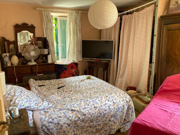 Maison sur Marans à rénover.