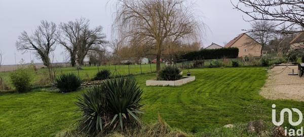 Maison traditionnelle 3 pièces de 88 m² à Mehun-sur-Yèvre (18500)