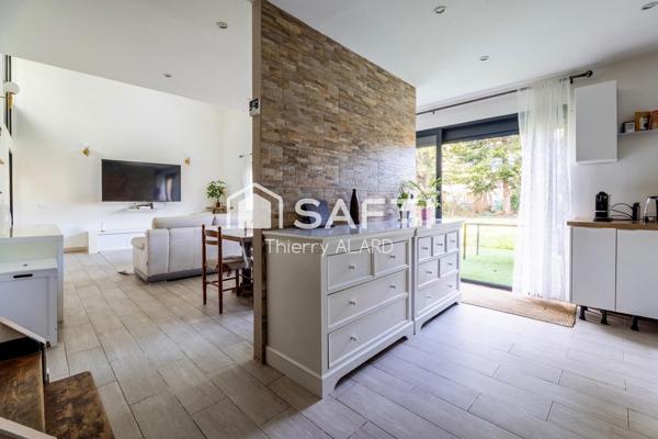 MAISON DE 6 PIECES, 140 m² à Ezanville