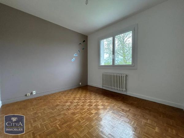 Appartement à louer 3 pièces 76.45m²