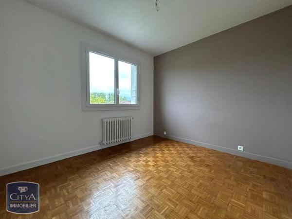 Appartement à louer 3 pièces 76.45m²