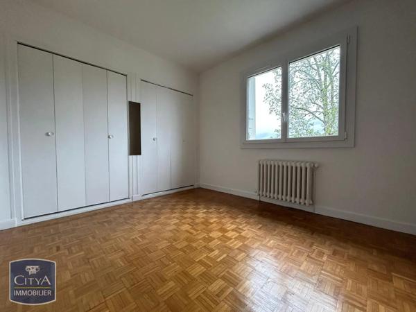 Appartement à louer 3 pièces 76.45m²