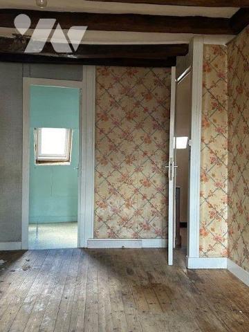 MAISON A VENDRE BAUGE EN ANJOU
Commerces, Services, Ecoles...
Maison située centre de Baugé
...