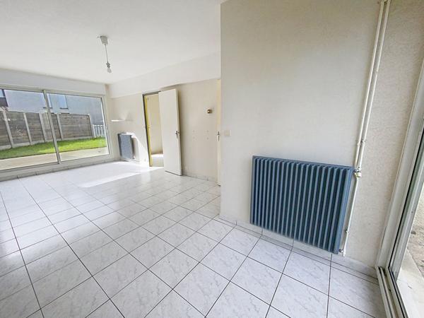 Angers -maison 2 chambres avec garage et jardin